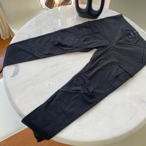 Black Wings + Horns Cargos - Size 32 - Straight / Slim fit - MADE IN CANADA